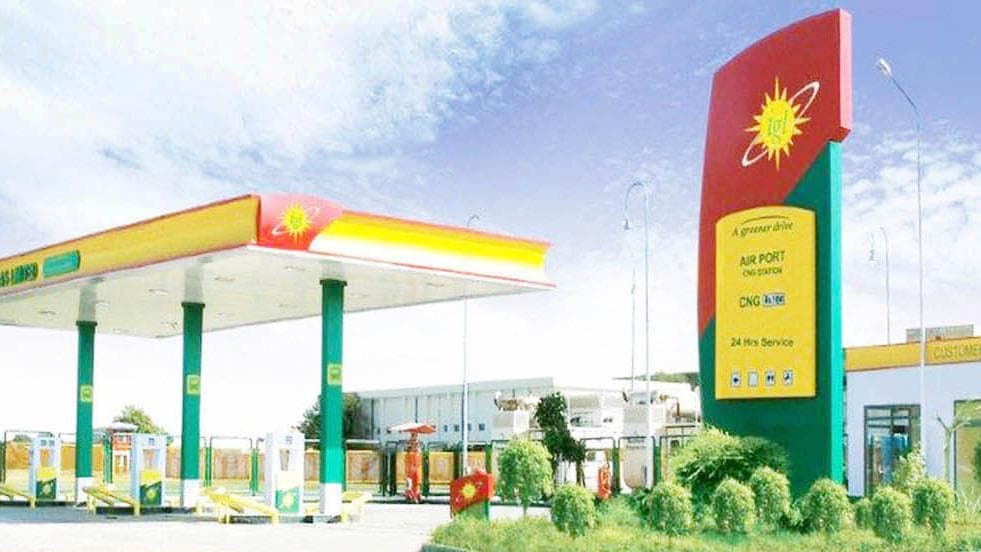 पेट्रोल-डीजल के बाद अब CNG की कीमतों ने भी दिया झटका, देखें दिल्ली-NCR में कितने बढ़े रेट 