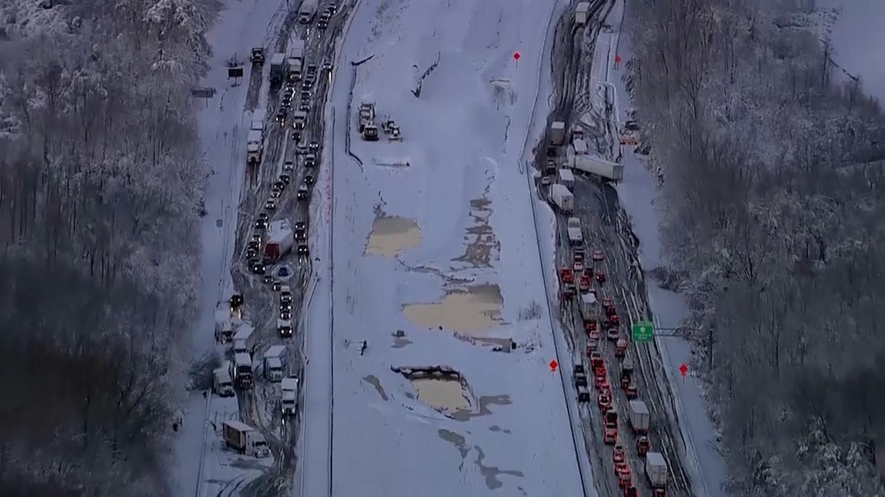 US snowstorm: Motorists stuck on highway for 24 hours in freezing temperatures