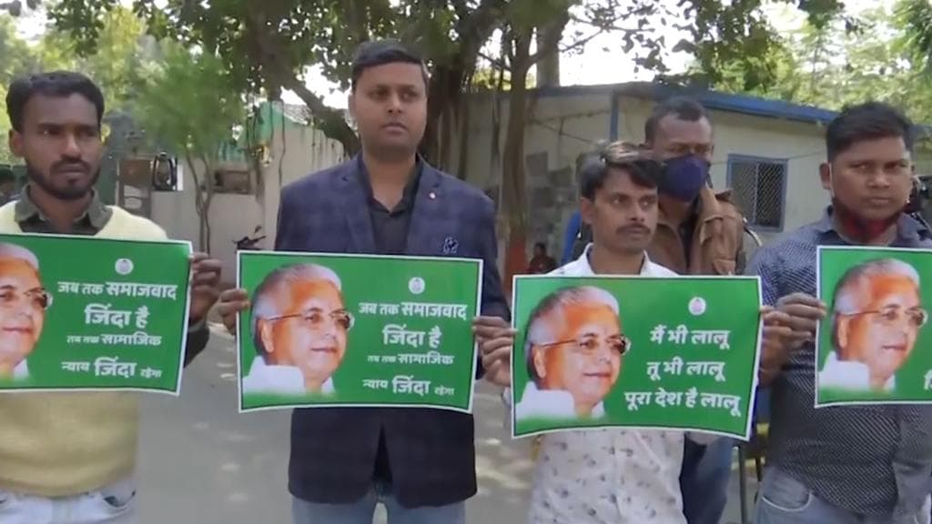 Fodder scam: CBI court convicts Lalu Prasad in Doranda treasury case