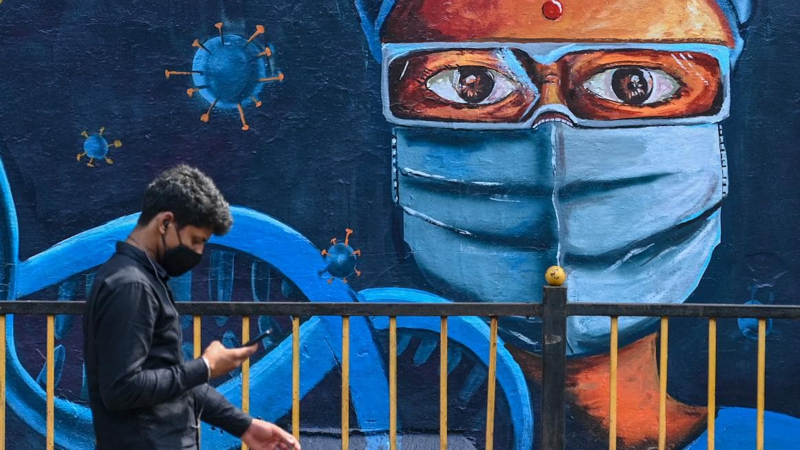 Covid 19 India: দেশে নতুন করে কোভিডে আক্রান্ত  ১ লক্ষ ২৭ হাজার ৯৫২ জন, মৃত্যু হয়েছে ১০৫৯ জনের