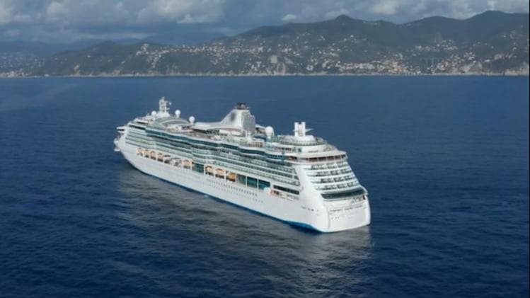 NCB Raid: मुंबई में क्रूज पर चल रही ड्रग्स पार्टी पर छापा, 10 लोग हिरासत में लिए गए