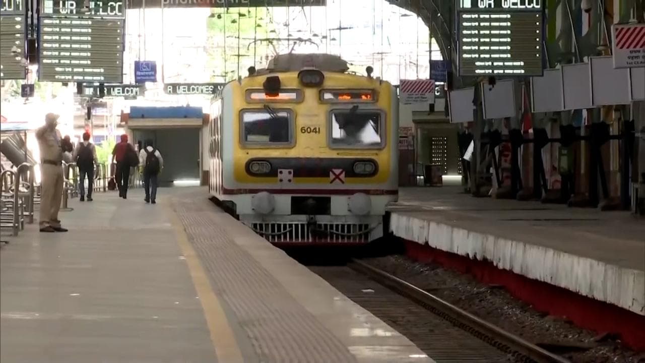 Indian Railways: रेल यात्रियों को राहत, 1700 ट्रेनें फिर होंगी शुरु और कम होगा किराया