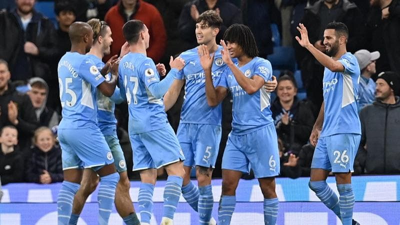 Premier League: Kevin de Bruyne returns to form as Manchester City blow away Leeds 7-0