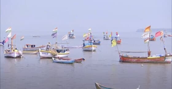 Cyclone Vayu impact: Wind and rain in Mumbai