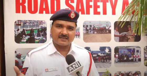 Watch: Delhi traffic cop turns rapper for road safety 