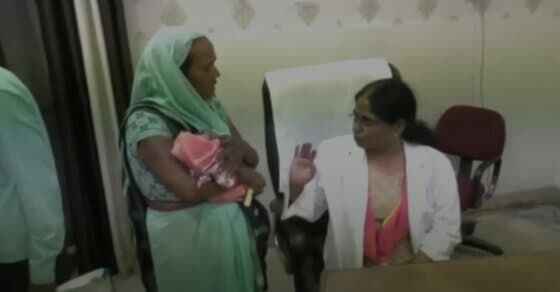 बरेली- अस्पतालों के चक्कर काटते रहे परिजन, बच्ची की हुई मौत