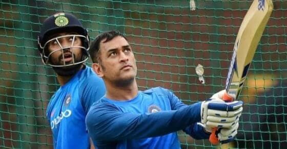 धोनी के बल्ले में छिपा है रिटायरमेंट का राज !