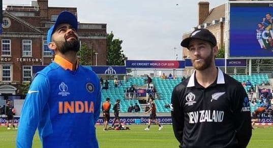 बादलों से घिरे मैनचेस्टर में ... टॉस बड़ी चीज है !