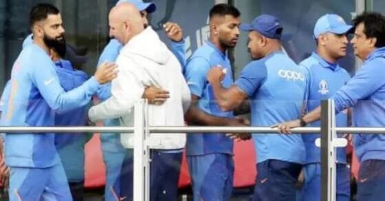 टीम इंडिया के वर्ल्ड कप से बाहर होने से विज्ञापन कारोबार 'ठप' 