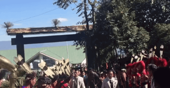 Speaking in Nagamese, Kiren Rijiju wows crowd at Hornbill Festival