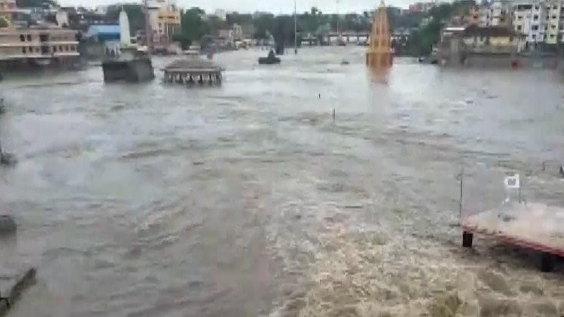 Maharashtra Rain: मराठवाड़ा इलाके में भारी बारिश के कारण 10 लोगों की मौत, 30 सितंबर तक हाई अलर्ट