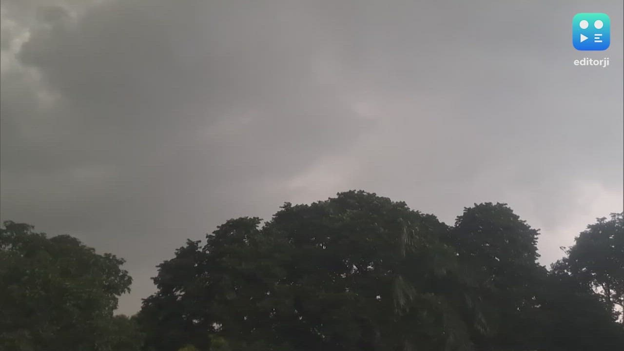 Weather Update: दिल्ली से लेह तक मौसम ने ली करवट, कहीं हुई तेज बारिश तो कहीं गिरे ओले