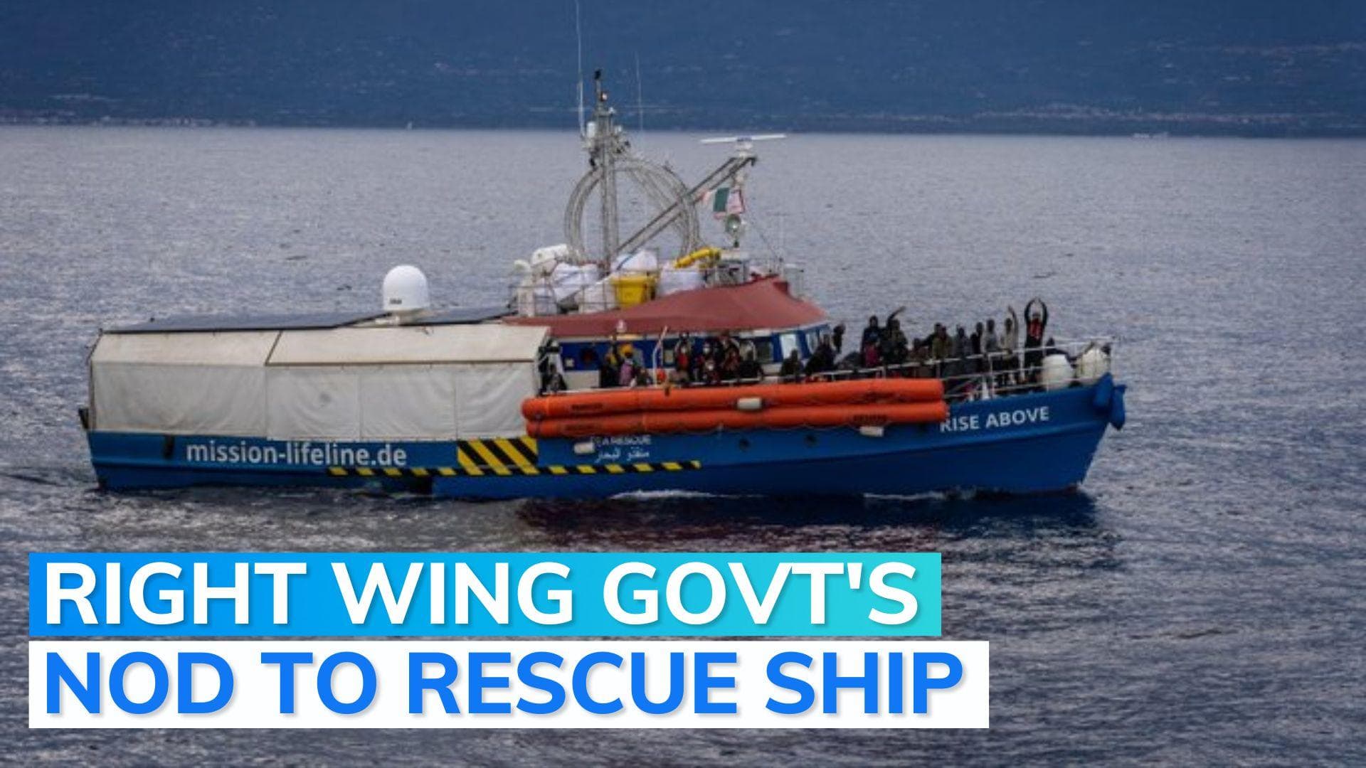 Video: celebrations as Italy allows migrant ship to dock