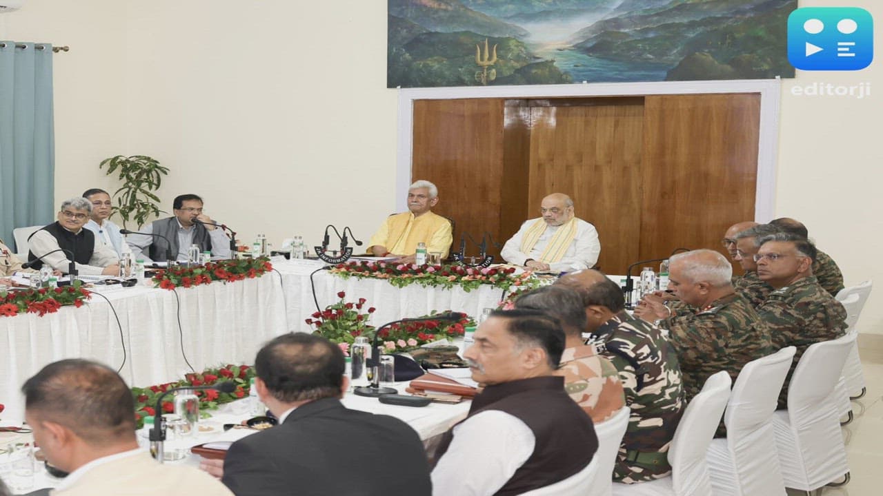 Amit Shah directs security forces to maintain vigil during Amarnath Yatra