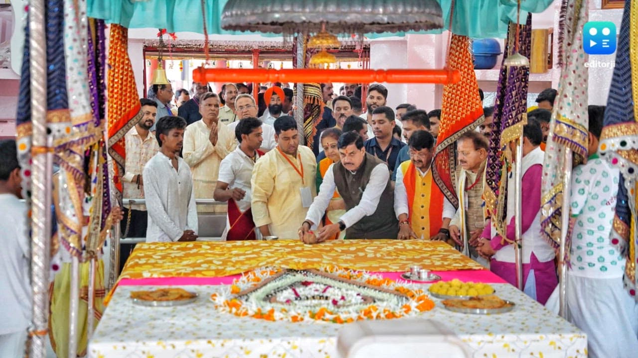 CM Mohan Yadav lays foundation for Shri Dhooniwale Dadaji Temple in Khandwa