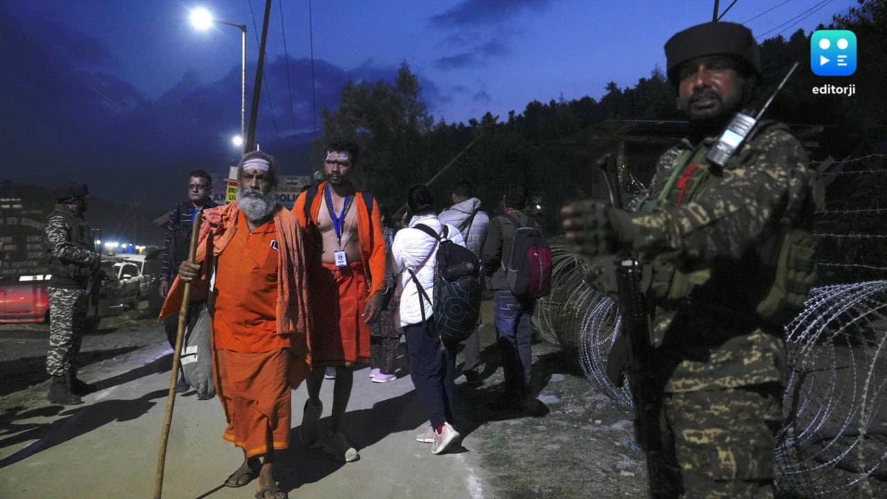 Amarnath Yatra begins as pilgrims set out from Baltal, Nunwan base camps