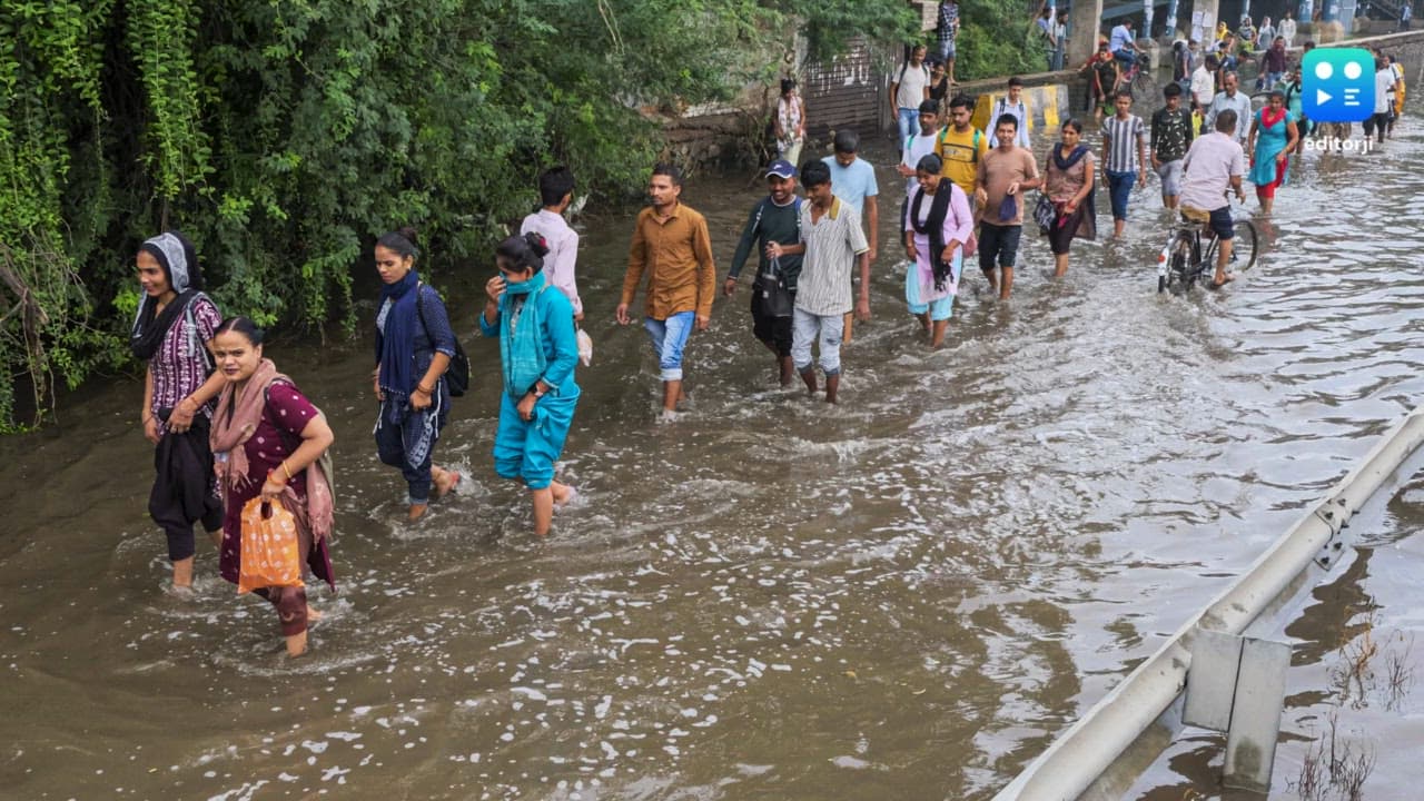 After heavy rain, Gurugram issues 'work from home' advisory for offices to avoid traffic congestion