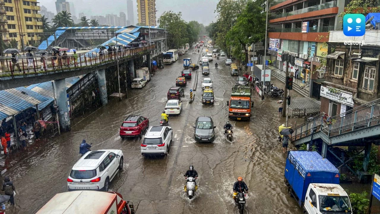Heavy rains in Mumbai for 3rd day, low-lying areas inundated; IMD issues red alert