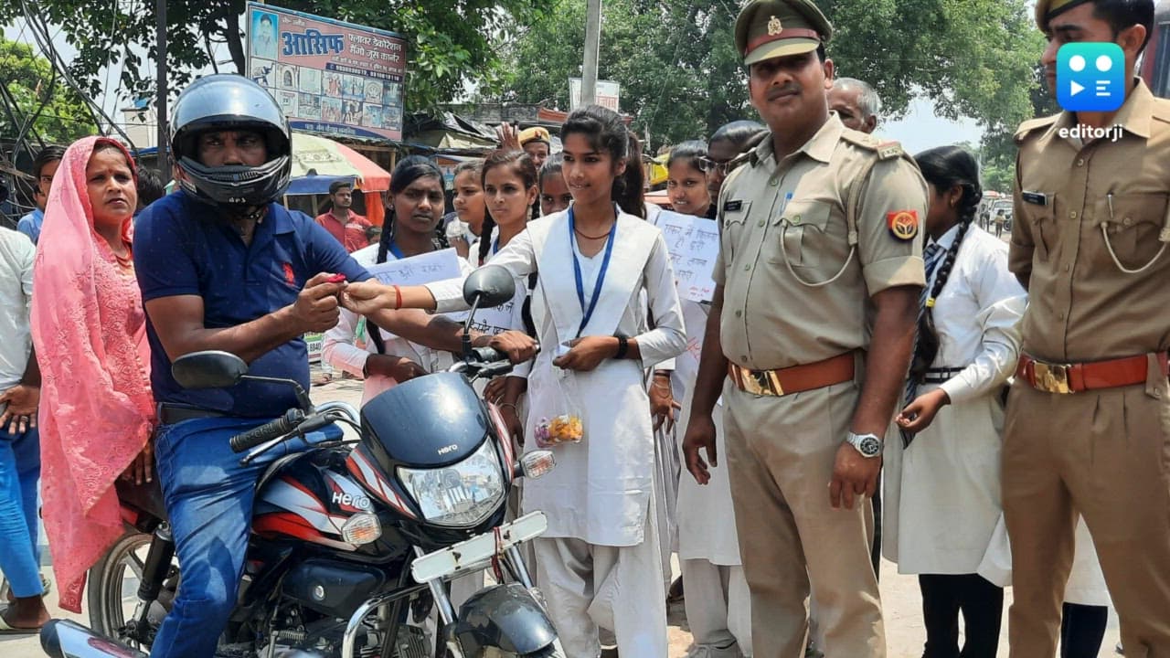 UP govt rolls out 'Sadak Suraksha Mitra' initiative to mobilise youth to curb road fatalities