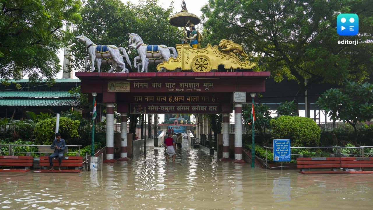 Yamuna floodwater triggers massive traffic snarls in Delhi, key roads submerged