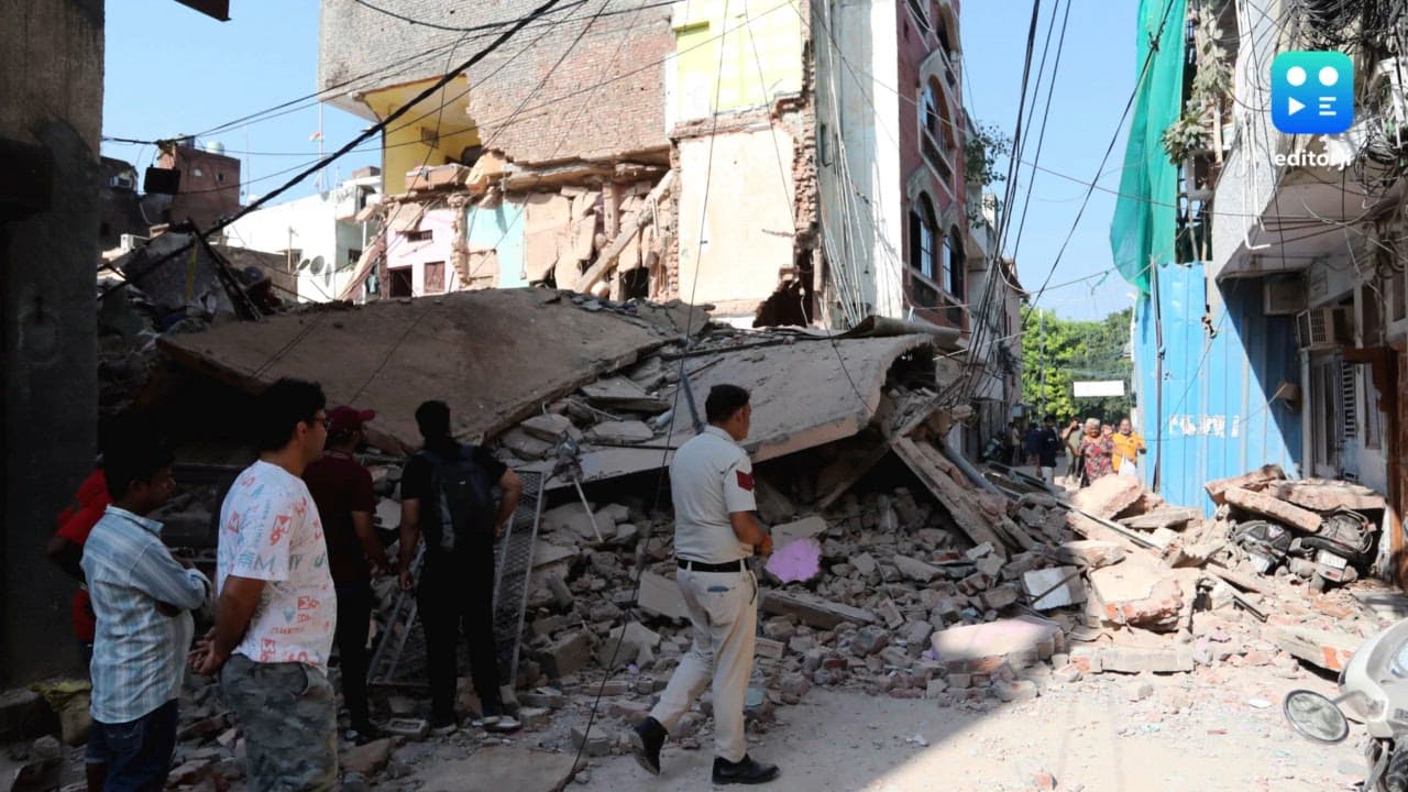 Four-storey building collapses in north Delhi's Subzi Mandi, no casualties reported