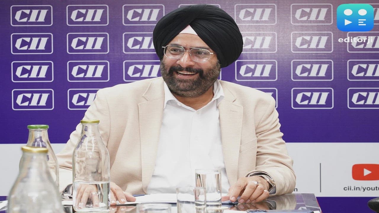 Industry Stalwart Ashwinder R. Singh Honoured as 'Real Estate Person of the Year' at Construction Week Awards