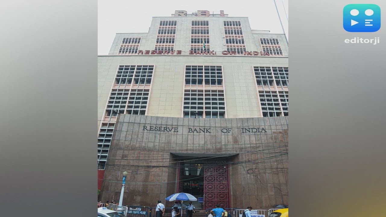 Industry welcomes RBI's decision to keep repo rate unchanged with cautious optimism