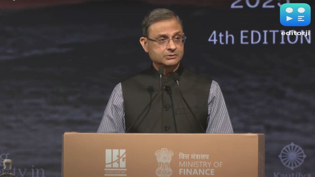 "Despite recent odds, economy seems well settled into equilibrium of resilient growth," RBI Governor