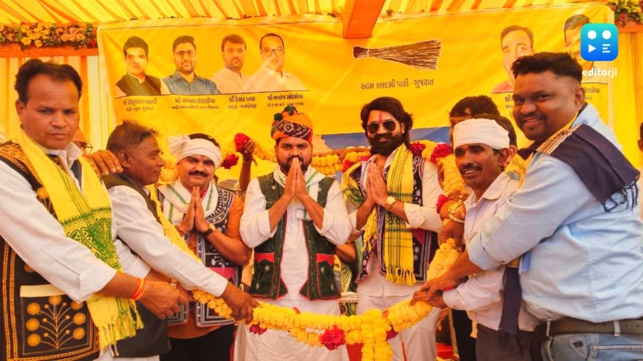 Over 500 BJP and Congress leaders join AAP at Gujarat Jodo JANSABHA in Morva Hadaf