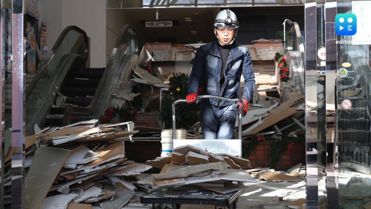 Magnitude 7.5 quake hits northern Japan, injures 30 and triggers tsunami scare