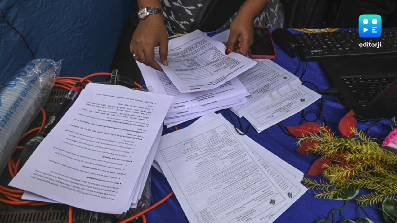 EC publishes list of voters deleted from draft electoral rolls in Bengal under SIR 2026