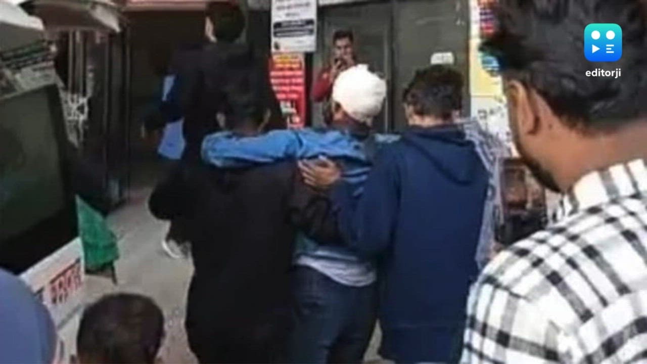 Bangladesh student leader shot during protests over Hadi killing