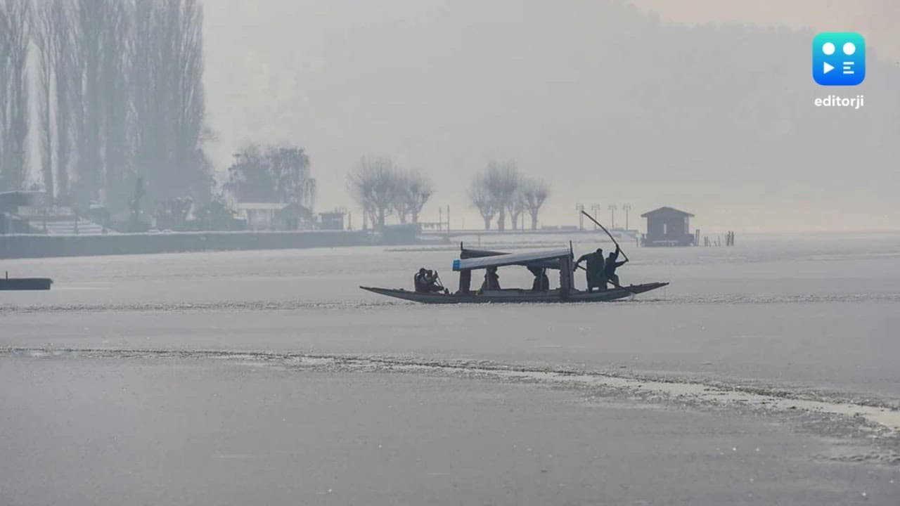 Cold conditions intensify in Kashmir; fringes of several water bodies freeze