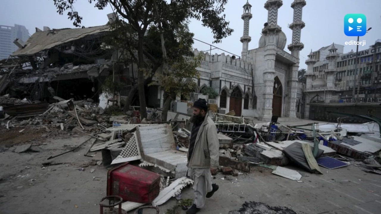 Turkman Gate violence: Six more held, total arrests now stands at 11