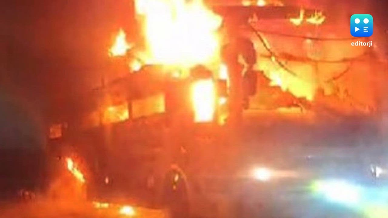 UP: Over 60 escape as bus catches fire on Yamuna Expressway in Mathura