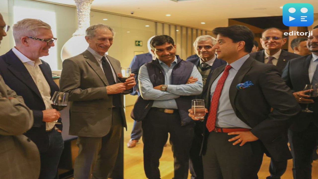 Scindia leads Indian delegation at MWC 2026; Engages with global CEOs for an interactive evening