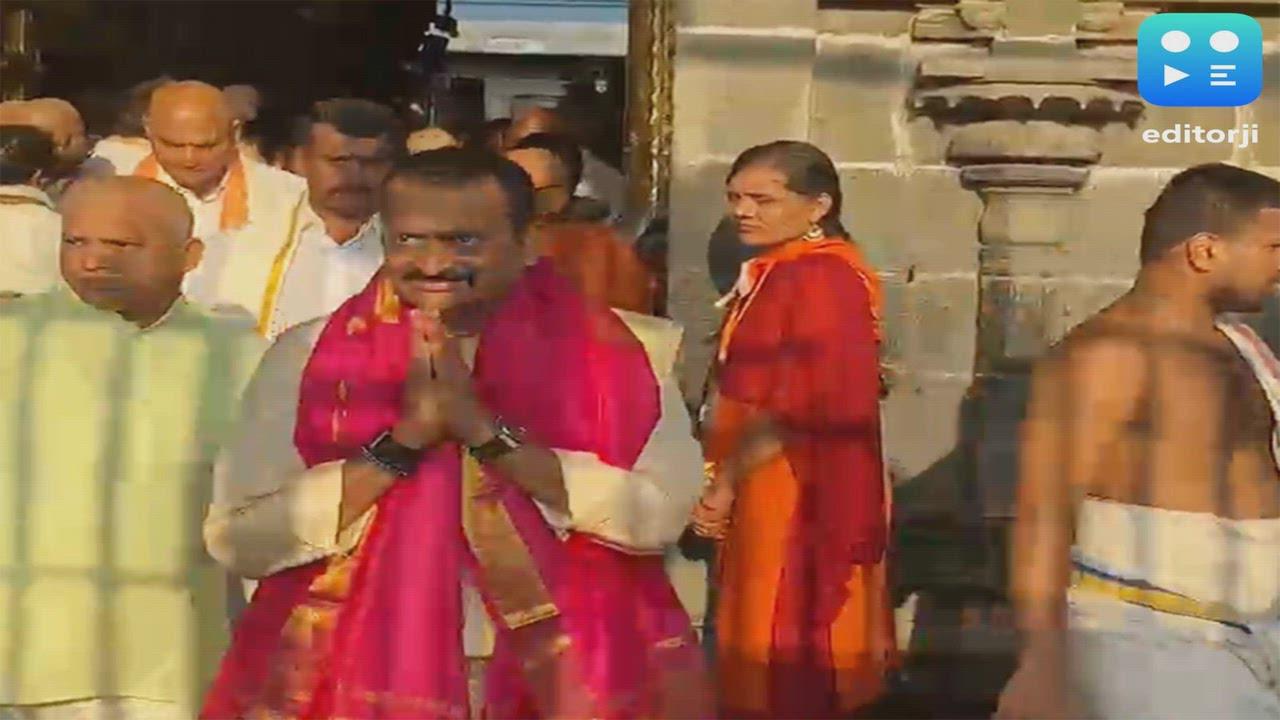 Telugu Producer Bandla Ganesh offers prayers at Tirumala temple