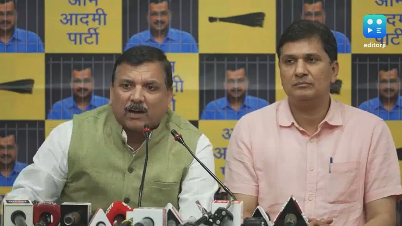 Delhi Police Detain AAP Leaders Sanjay Singh, Saurabh Bhardwaj Amid Protest Scuffle