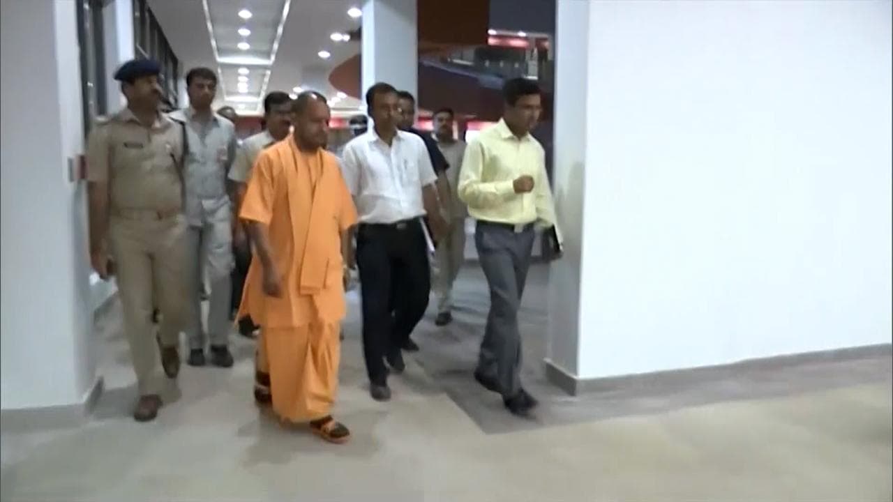 UP CM announces 500 govt jobs under sports quota