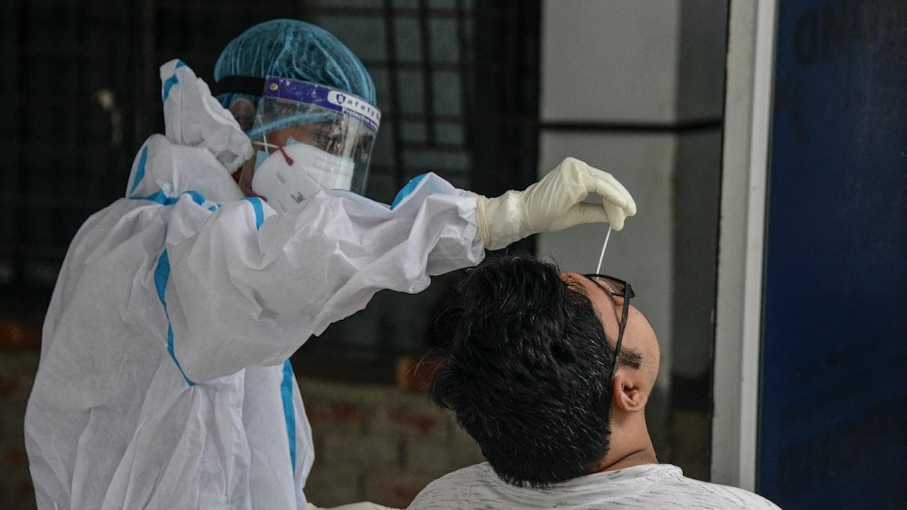West Bengal Covid Update : রাজ্যে নতুন করে কোভিডে আক্রান্ত ৫১২, কলকাতাতেই মৃত ১২ জন