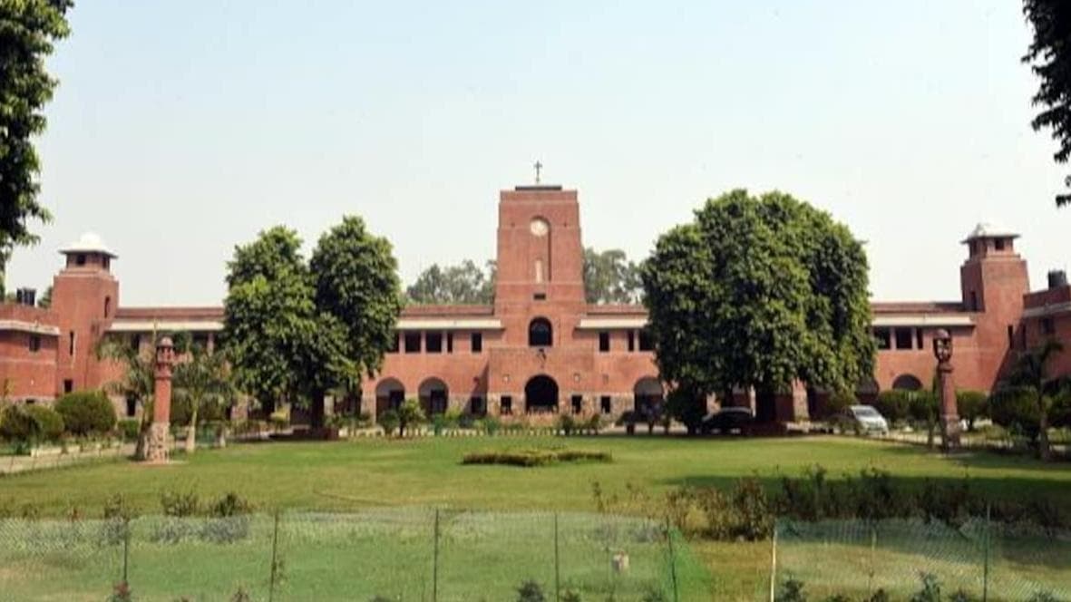 Delhi University का बड़ा फैसला, सावरकर और Sushma Swaraj पर रखा जाएगा नए कॉलेज का नाम