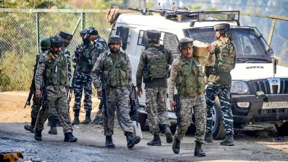 J&K: Terrorist on way to kill shopkeeper gunned down by security forces