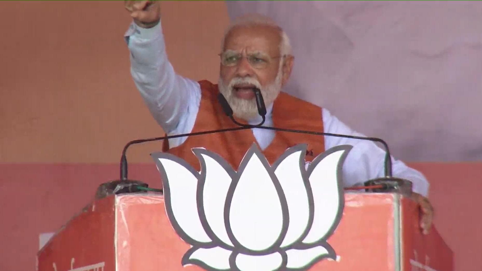 'I couldn't work till 2017 because...': PM Modi in UP, slams SP 'parivaar-vaad' | UP Election 2022