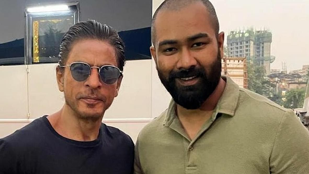 Shahrukh Khan: শুটিং শুরু করলেন শাহরুখ খান, 'পাঠান'-এর সেটে বাদশার ছবি ভাইরাল