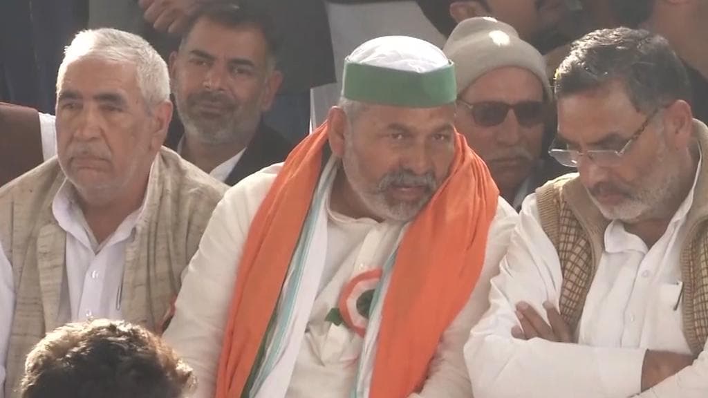 Farm Laws: এখনই প্রত্যাহার নয় আন্দোলন, বার্তা রাকেশ টিকায়েতের