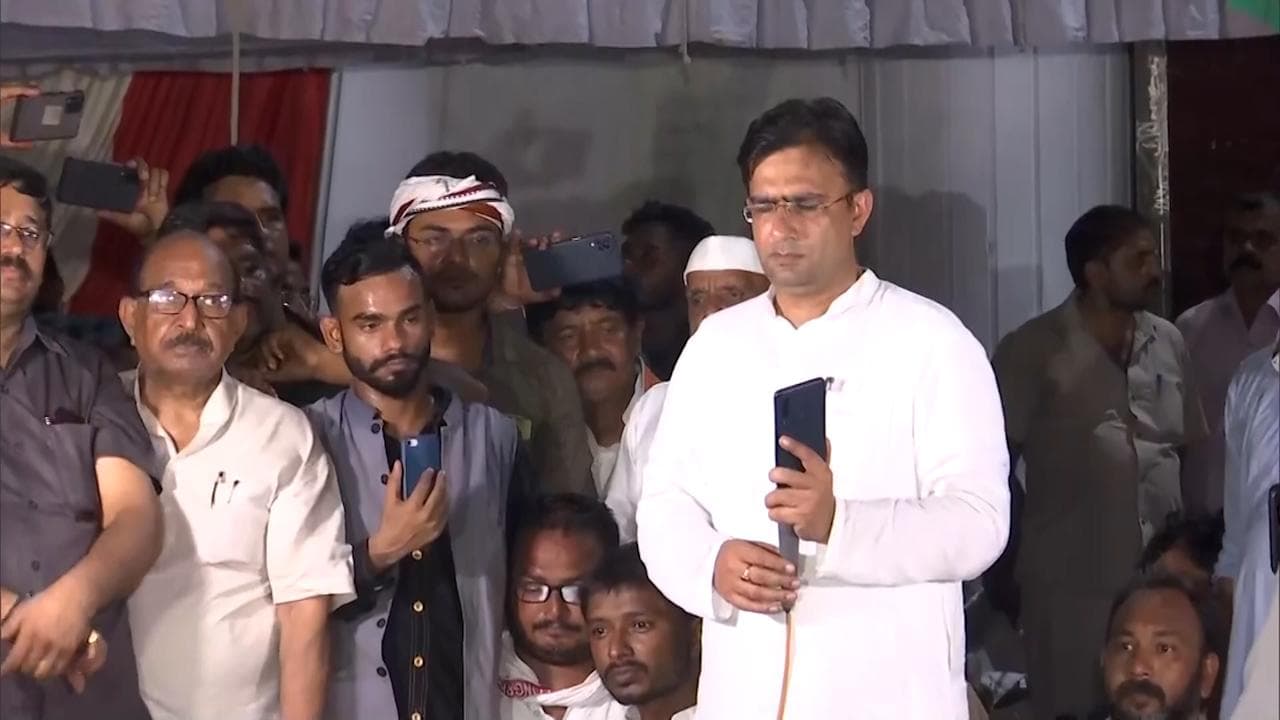 Priyanka Gandhi ने फोन से किया समर्थकों को संबोधित, बोलीं- मोनू मिश्रा की गिरफ्तारी तक जारी रहेगा संघर्ष