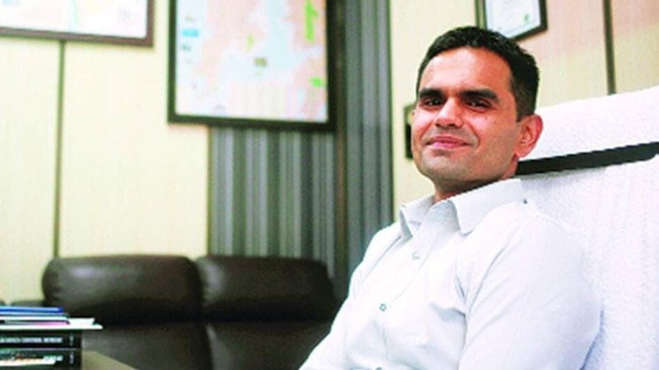 Who is Sameer Wankhede, the NCB officer investigating the cruise ship drugs case