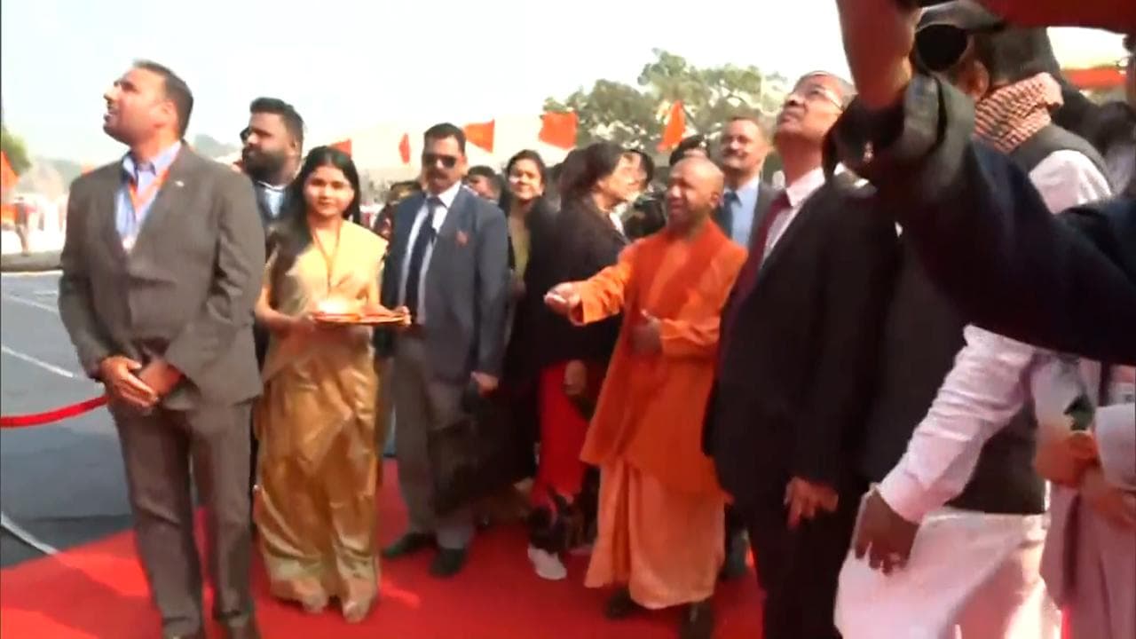 UP: CM Yogi inaugurates first Intra District Chopper Service in Bateshwar