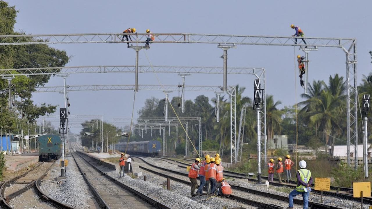 UP: 2 teens engrossed in playing PUBG run over by train in Mathura
