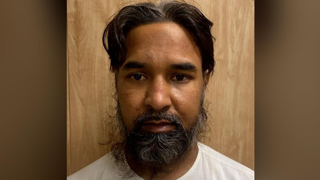 Suspected Pakistani terrorist held in Delhi, AK-47 found: cops